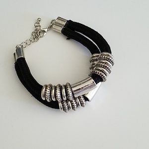 💥sale 💥Bracelet- Black and silver